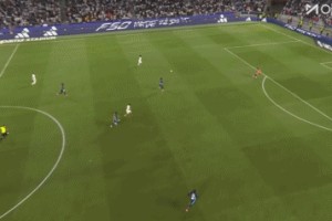 开云APP-半场：里昂0-0马赛，伊根-赖利染红，阿布纳进球被吹