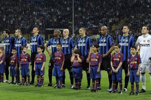 kaiyun.com-历史重演？15年前三冠王国米3-1巴萨的首发，如今再次跨越巴萨